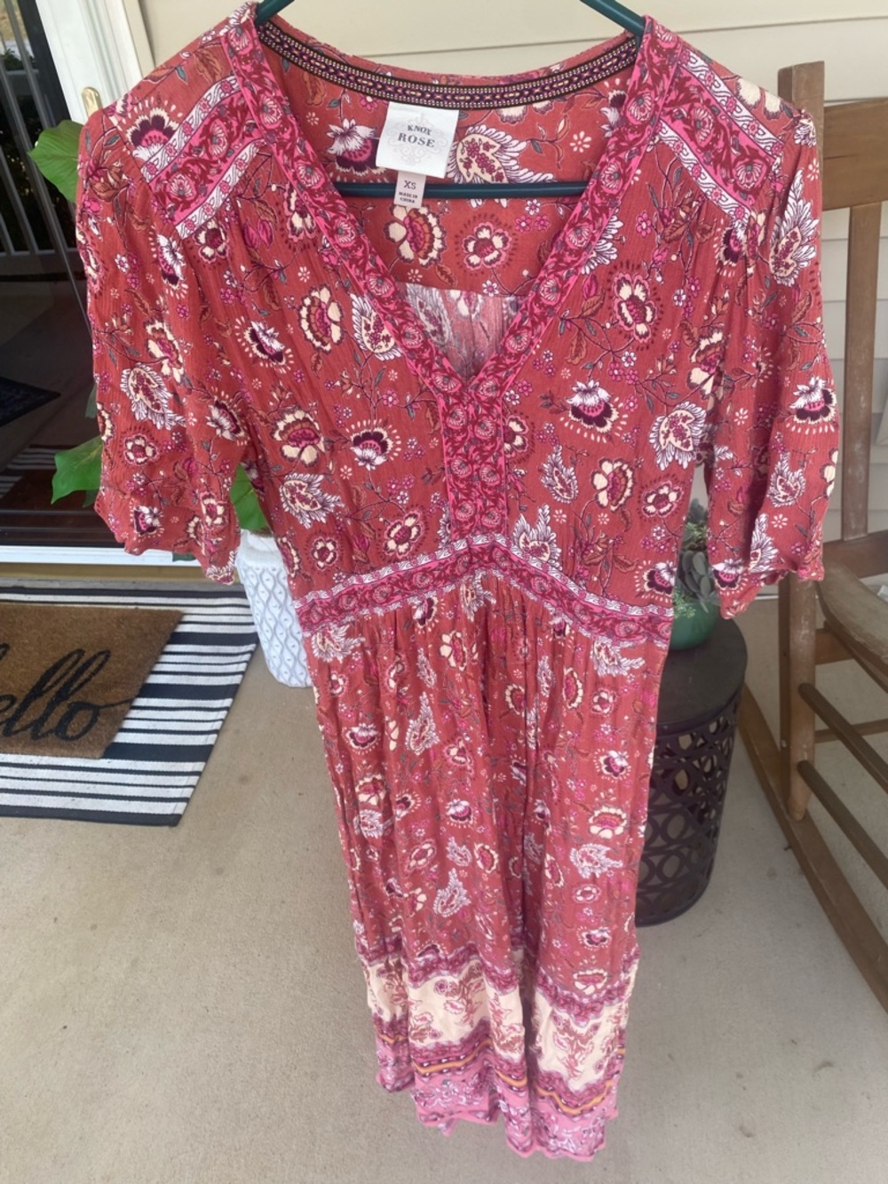 Knox Rose Rust Floral V-Neck Dress with Pink Trim